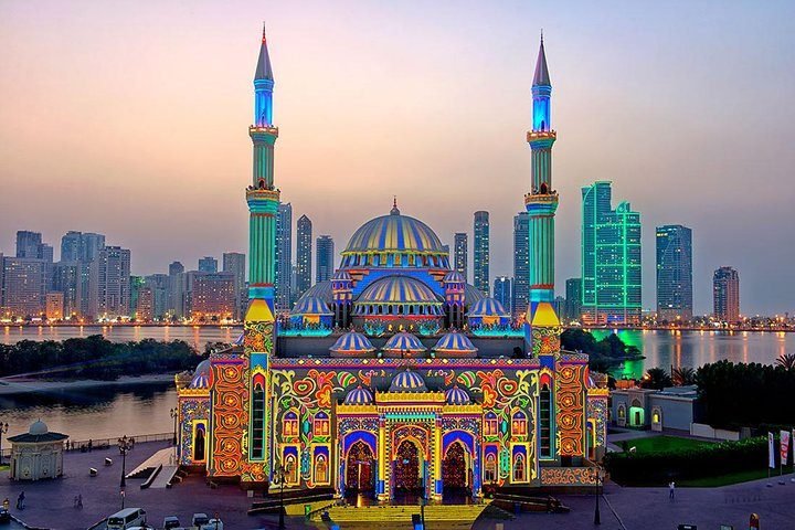 buy luxury villa in Sharjah property market