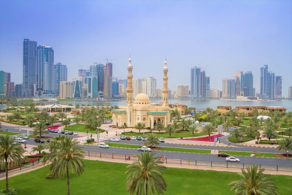 Evening-Ariel-view-of-Sharjah-trasnactions